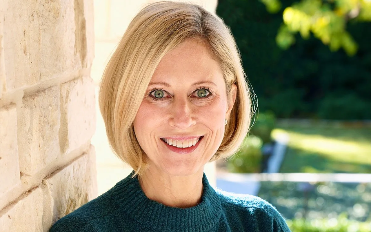 Angela Santone Headshot